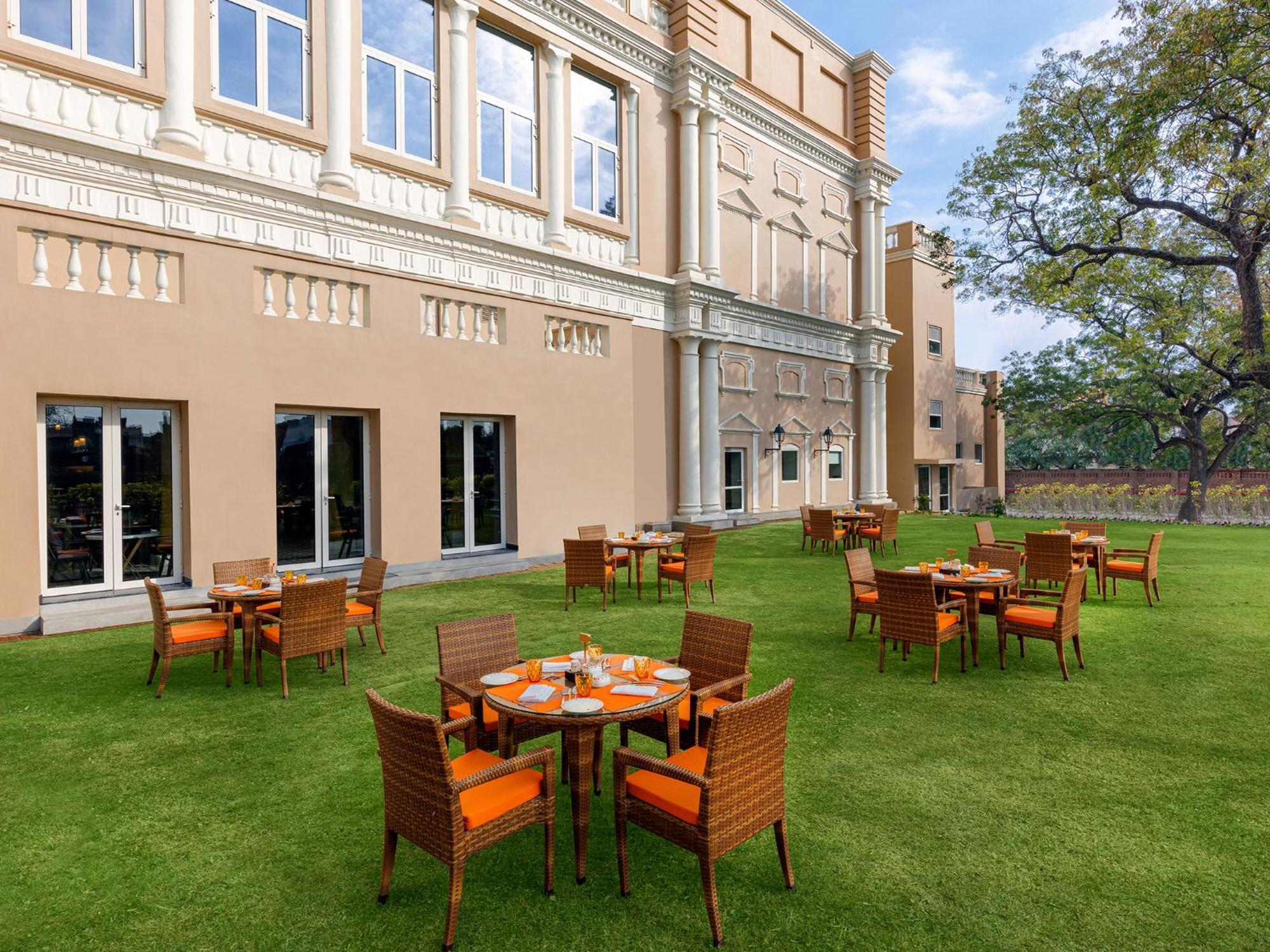 Welcomhotel By Itc Hotels, Raja Sansi, Amritsar Bagian luar foto
