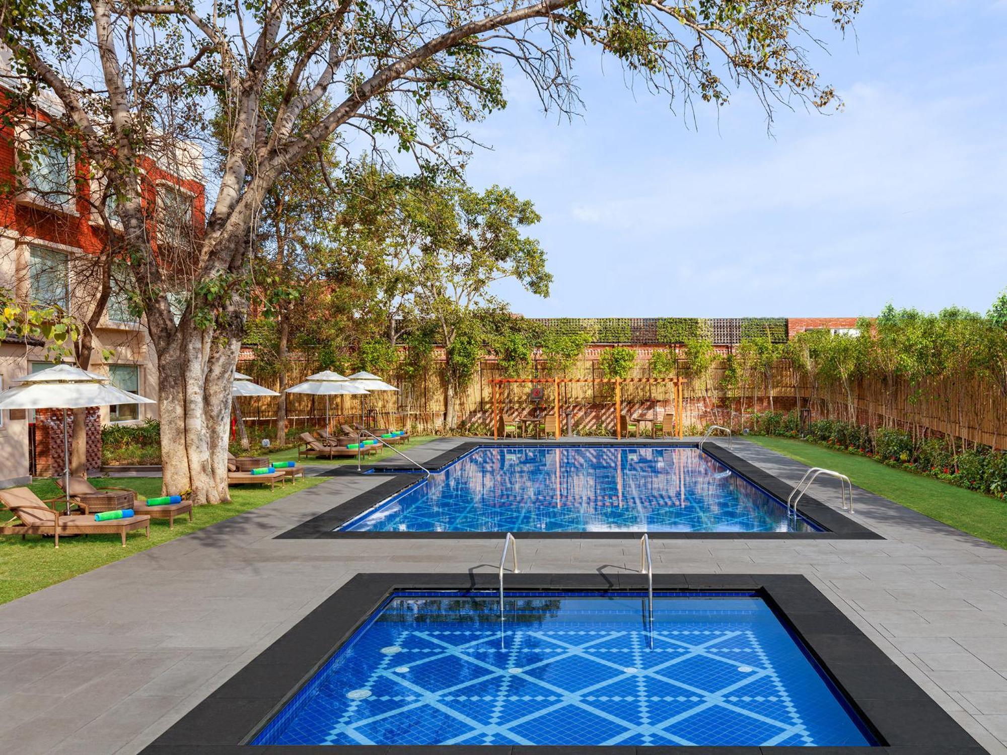 Welcomhotel By Itc Hotels, Raja Sansi, Amritsar Bagian luar foto